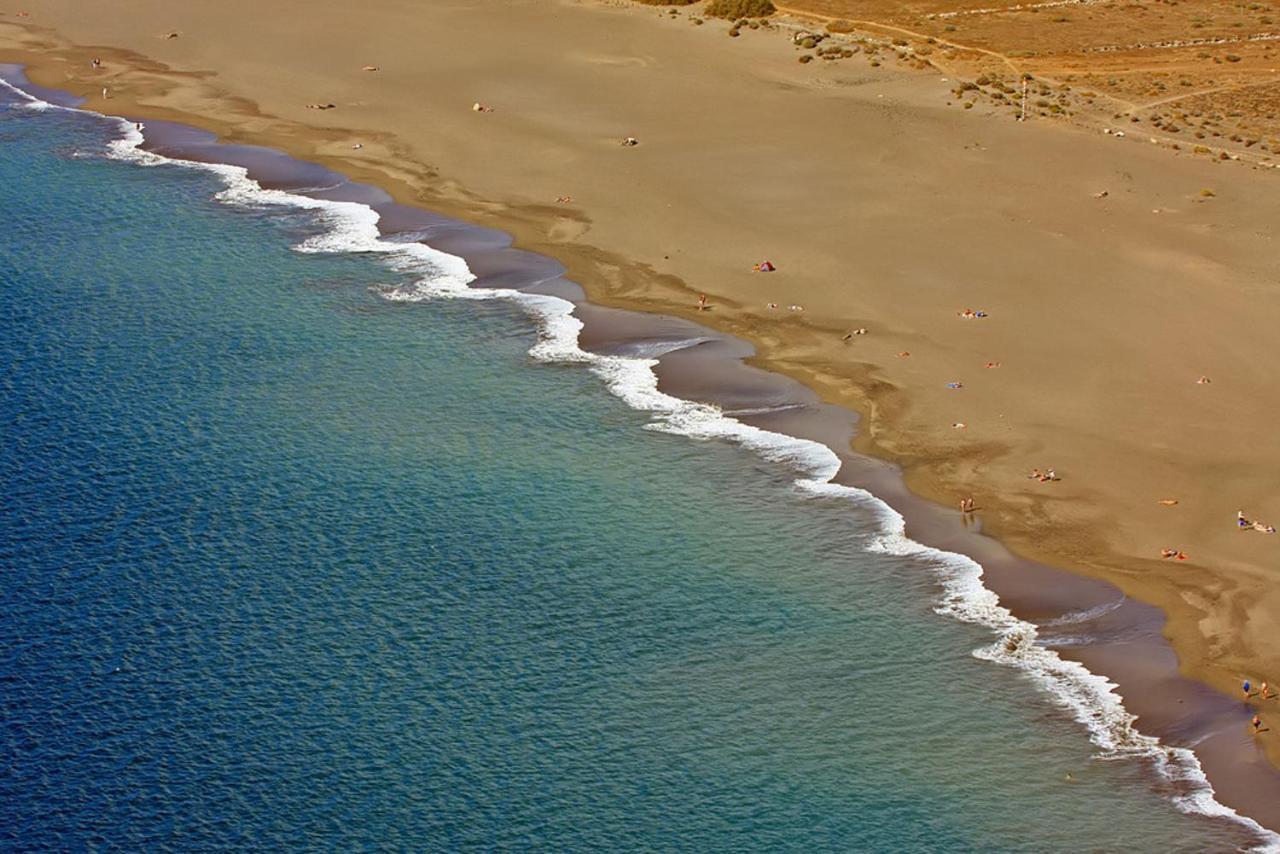 Barlovento By Rentmedano Luxury Beach Front Apartment With Fantastic Ocean Views El Médano Eksteriør billede